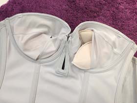 ブライダルインナーの裏側